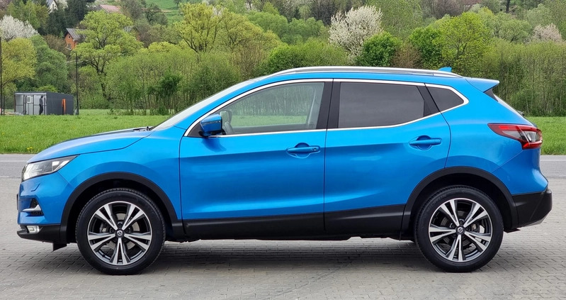 Nissan Qashqai cena 82900 przebieg: 77400, rok produkcji 2017 z Łomża małe 781